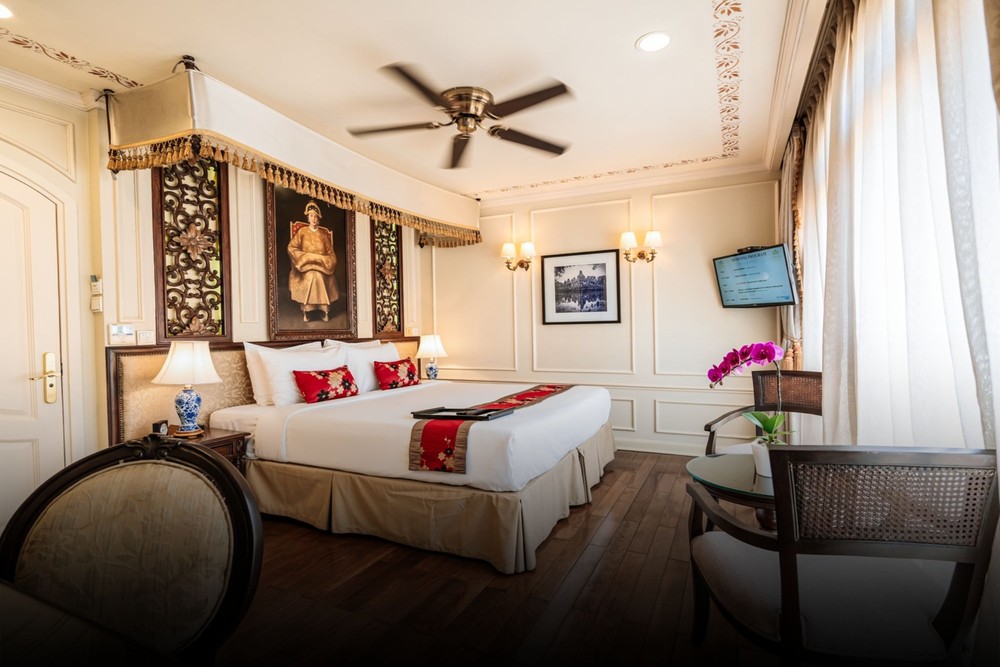Saigon Suite